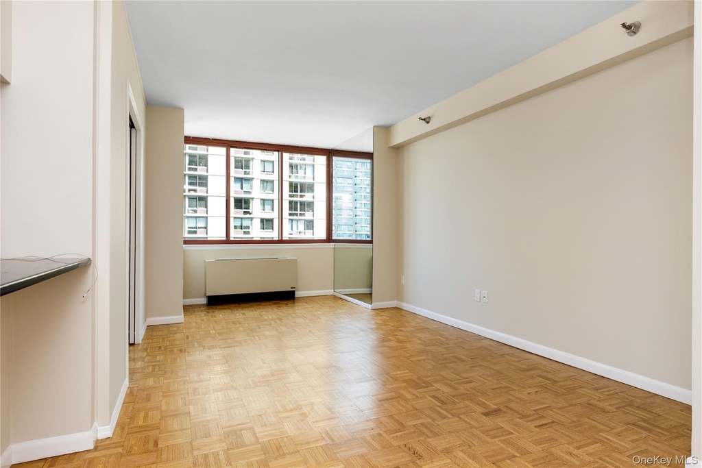 4-74 48th Avenue - Photo 5