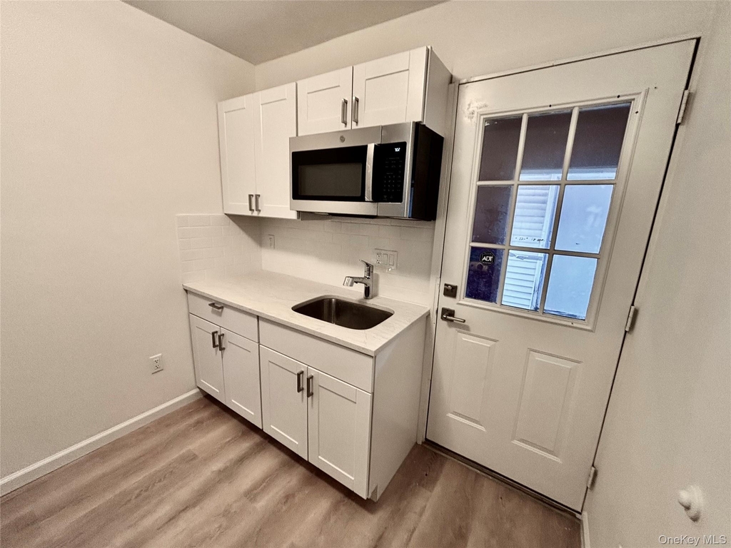 28 Davis Street - Photo 14