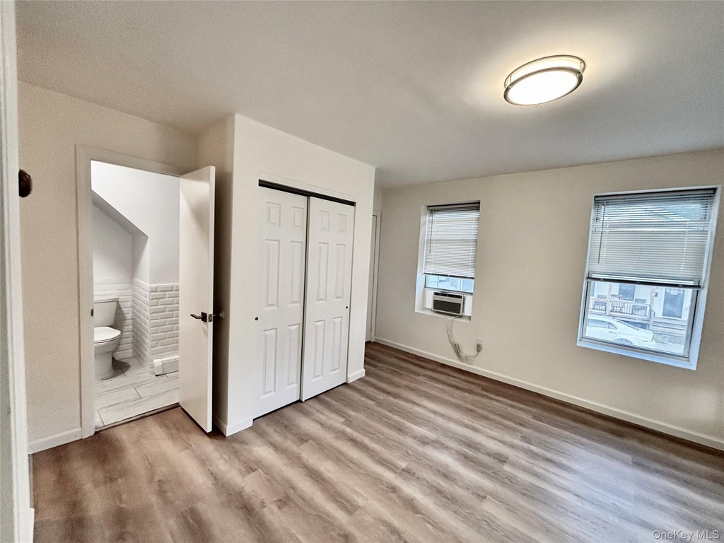 28 Davis Street - Photo 1