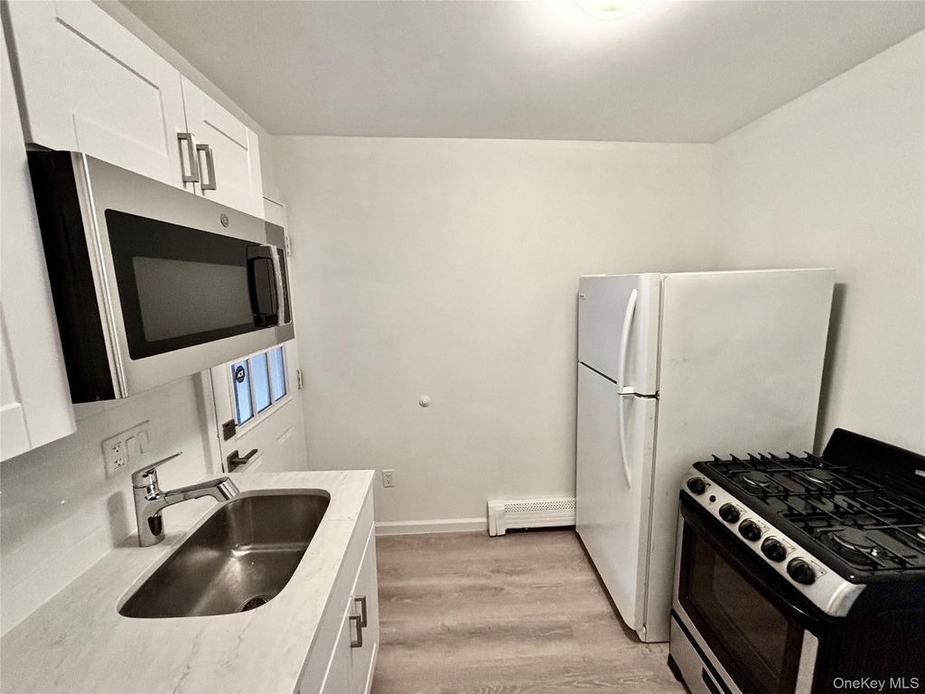 28 Davis Street - Photo 15