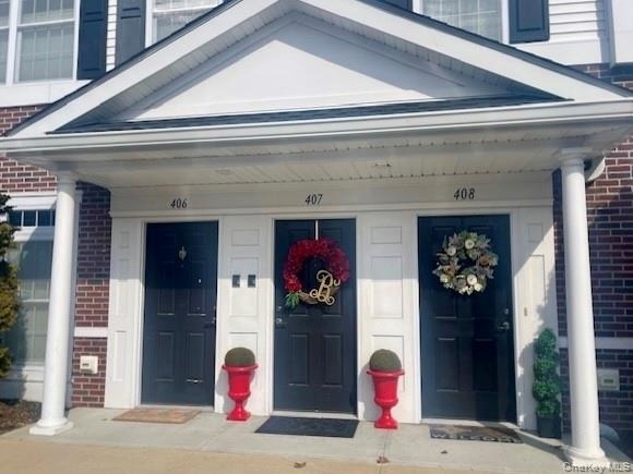 46 Islip Avenue - Photo 1