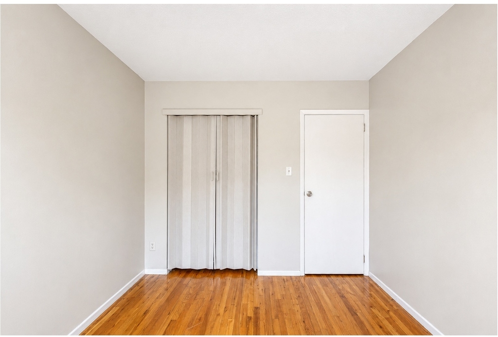 7260 Bergen Court - Photo 10
