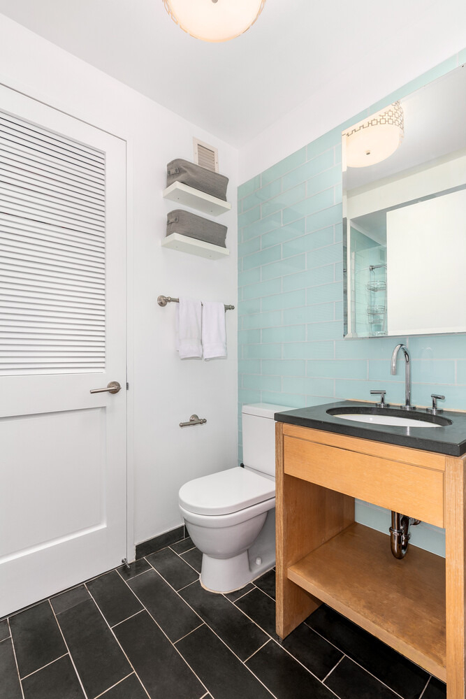 310 W 52nd Street - Photo 8