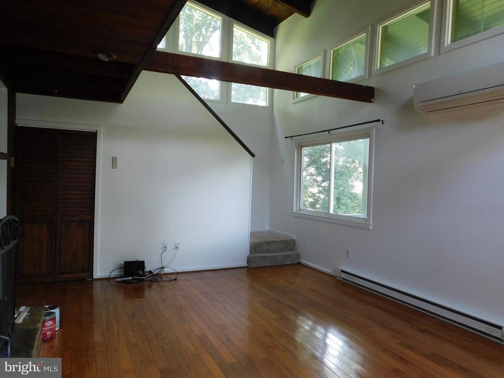 229 Sunset Lane - Photo 1