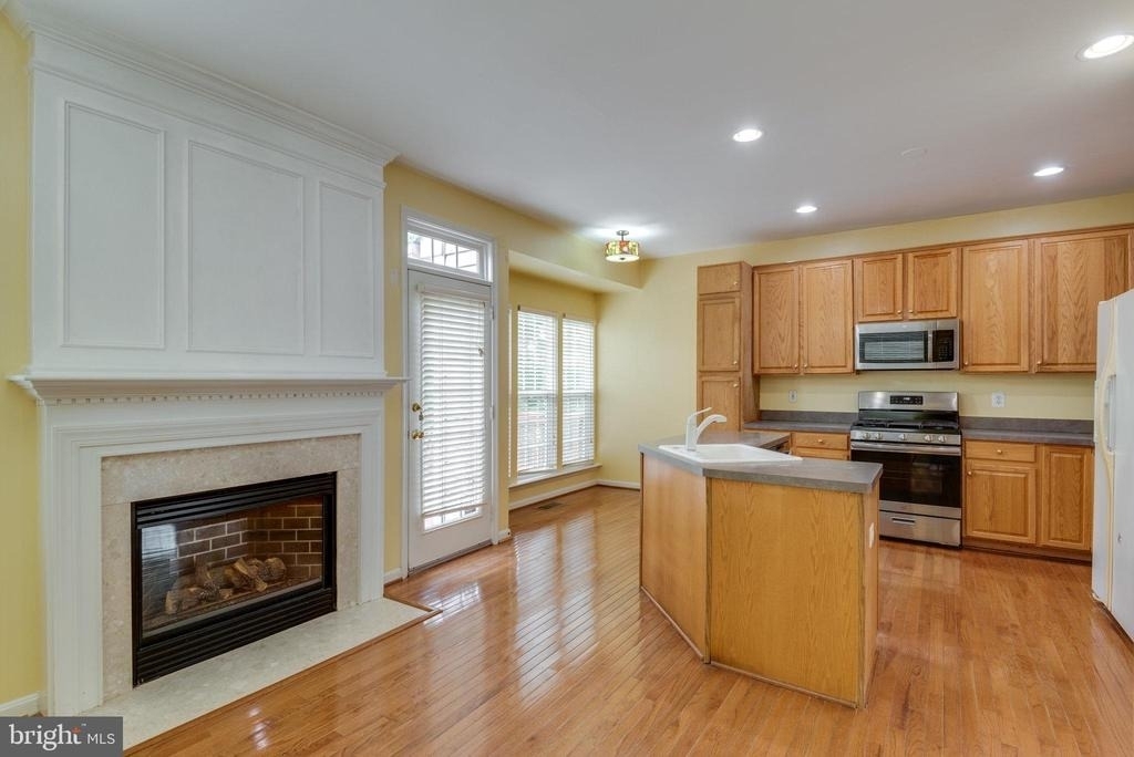 43794 Virginia Manor Terrace - Photo 10