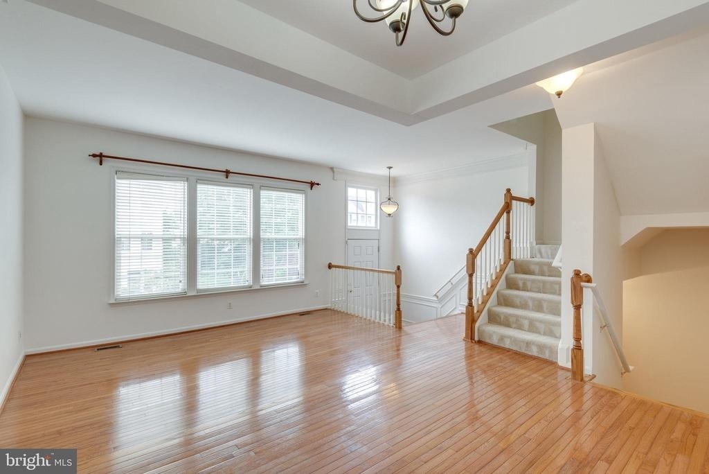 43794 Virginia Manor Terrace - Photo 8