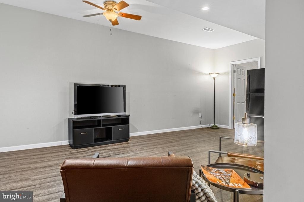 7386 Monroe Drive - Photo 28