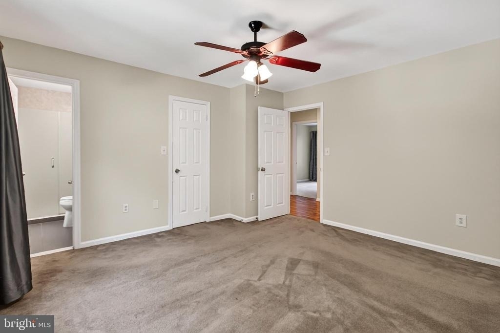 5719 Oakshore Court - Photo 22