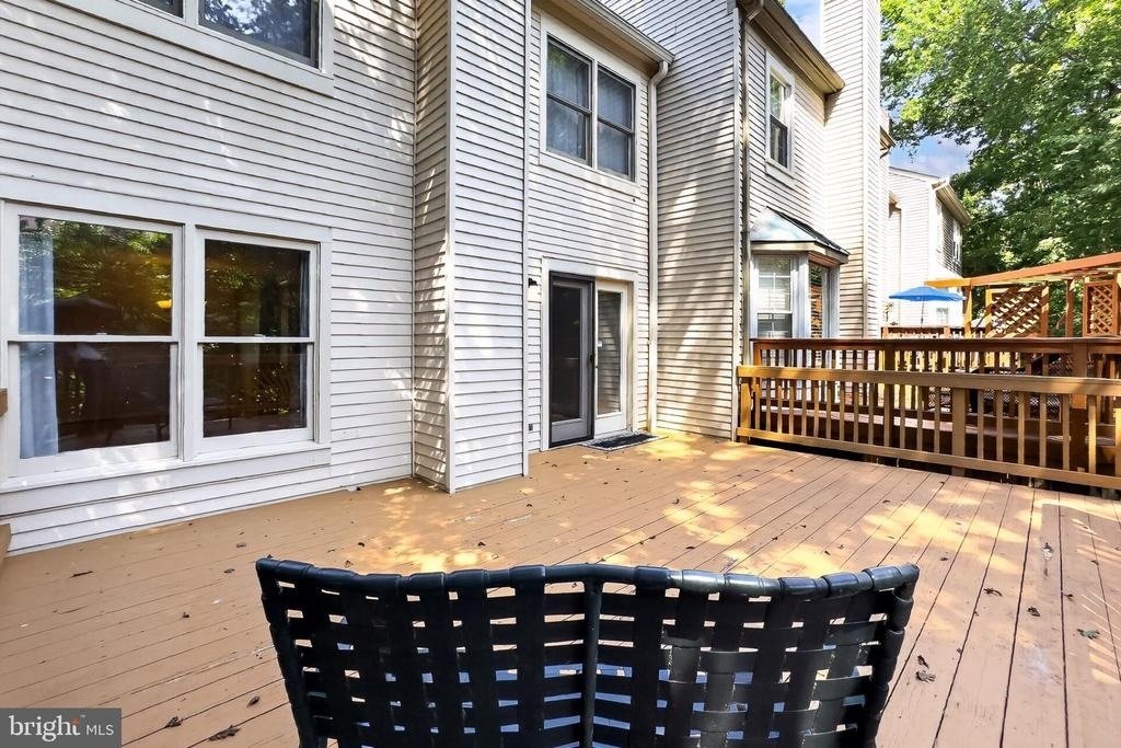 5719 Oakshore Court - Photo 43