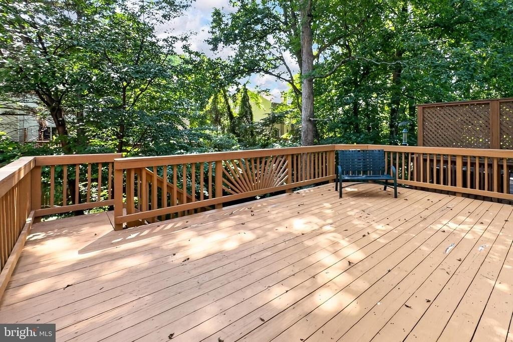 5719 Oakshore Court - Photo 41