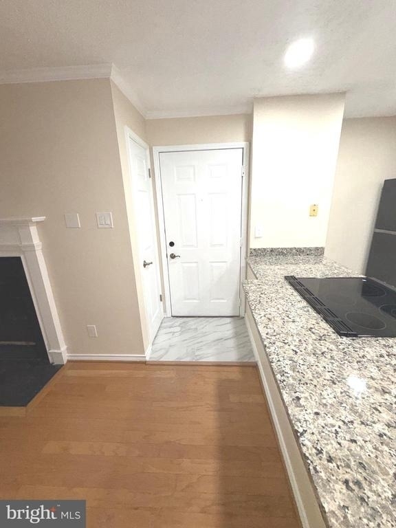 1534 Lincoln Way - Photo 4