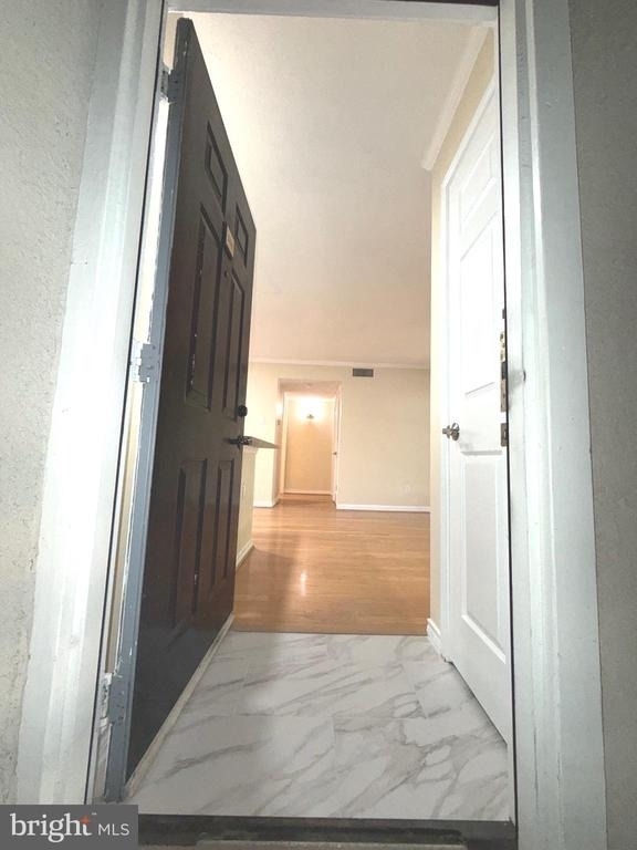 1534 Lincoln Way - Photo 3