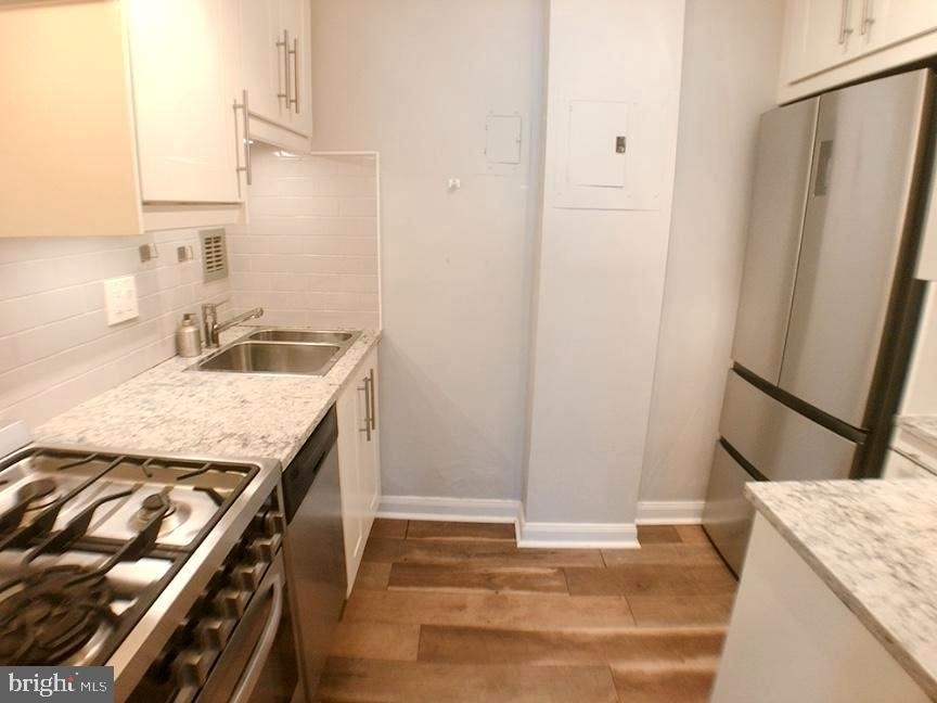 1111 Arlington Boulevard - Photo 7