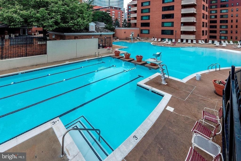1111 Arlington Boulevard - Photo 42