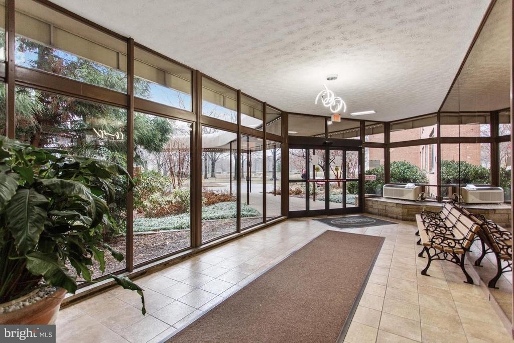 1111 Arlington Boulevard - Photo 3