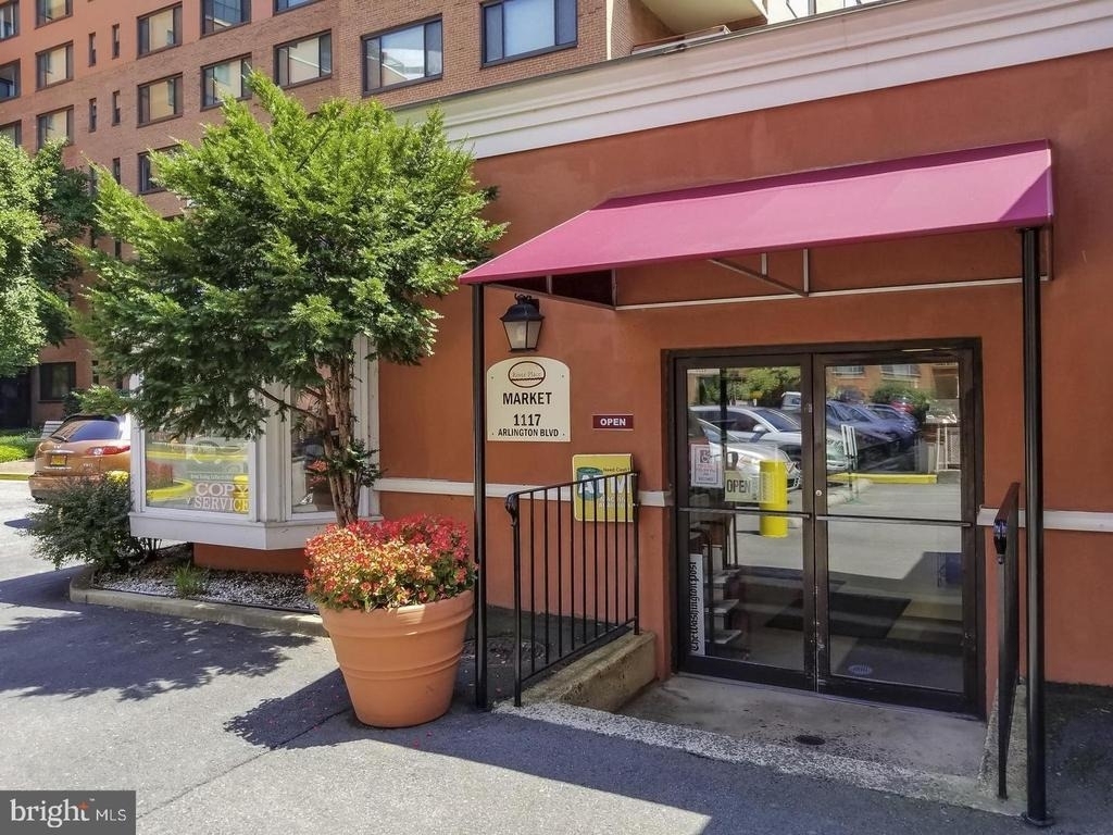 1111 Arlington Boulevard - Photo 44