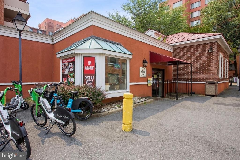 1121 Arlington Boulevard - Photo 30