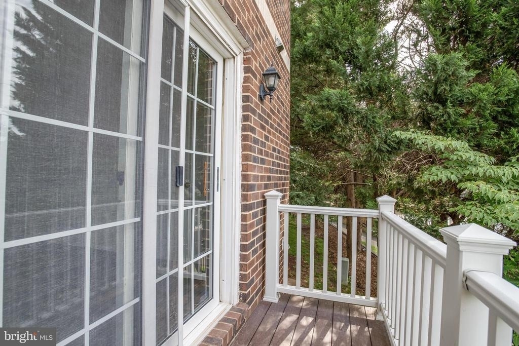 3050 S Glebe Road - Photo 52