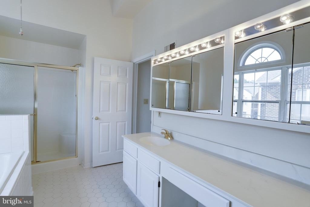 3050 S Glebe Road - Photo 22