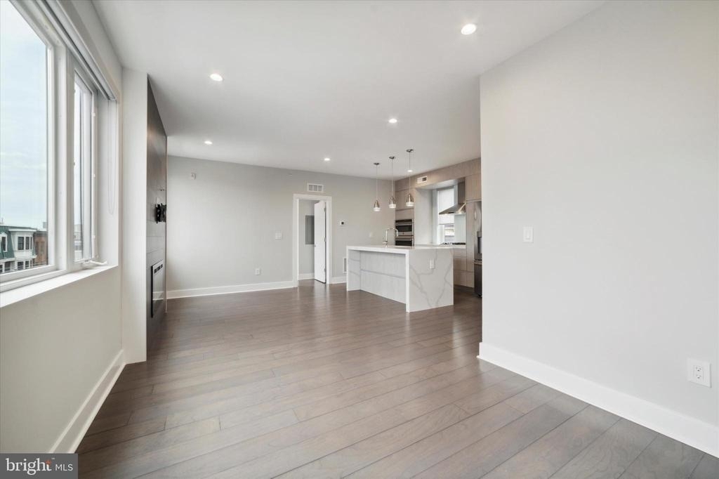 1405 Frankford Avenue - Photo 10