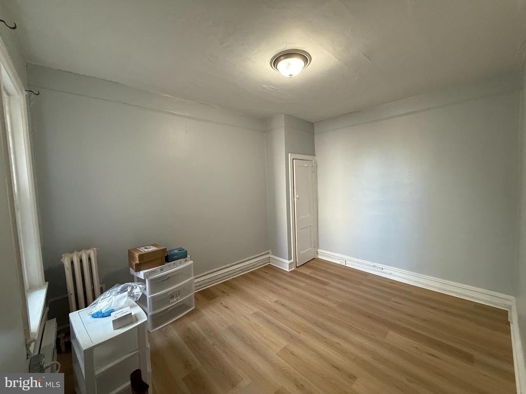 2423 E Allegheny Ave - Photo 5