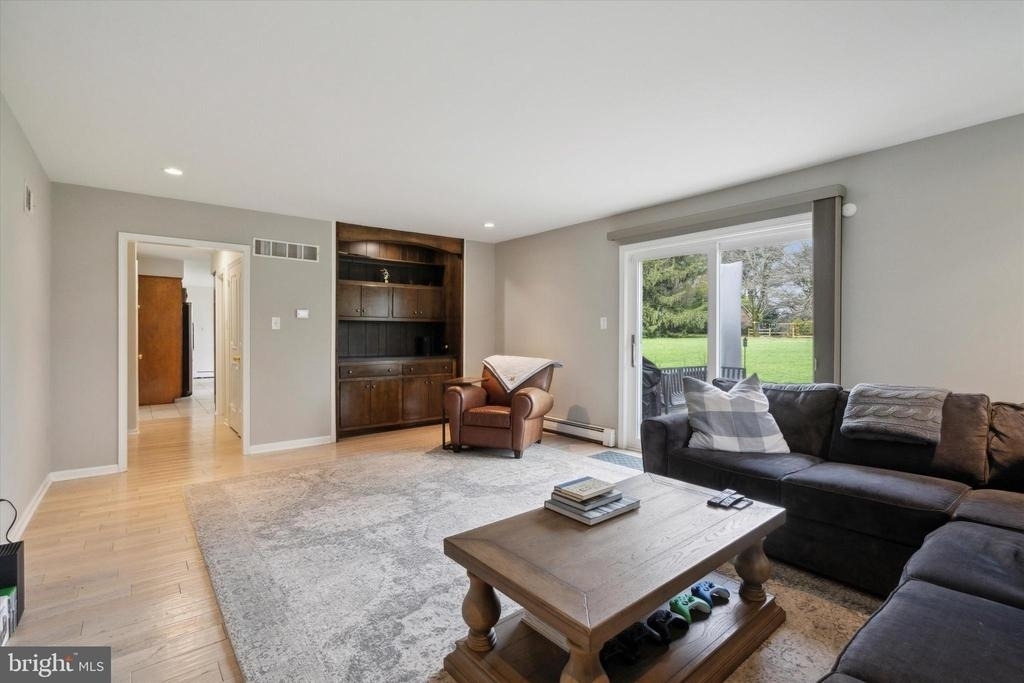 1530 Briar Hill Road - Photo 9