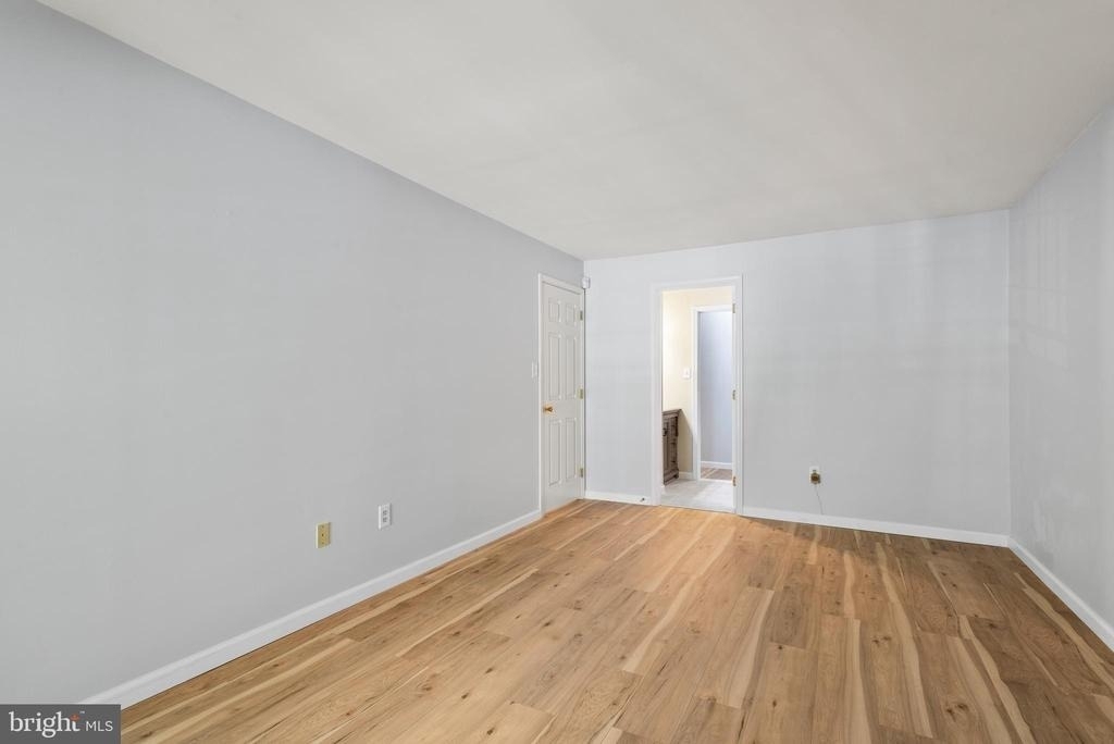 192 Valley Stream Lane - Photo 10