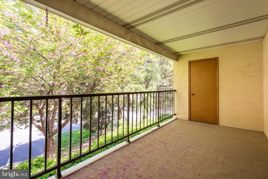 192 Valley Stream Lane - Photo 16