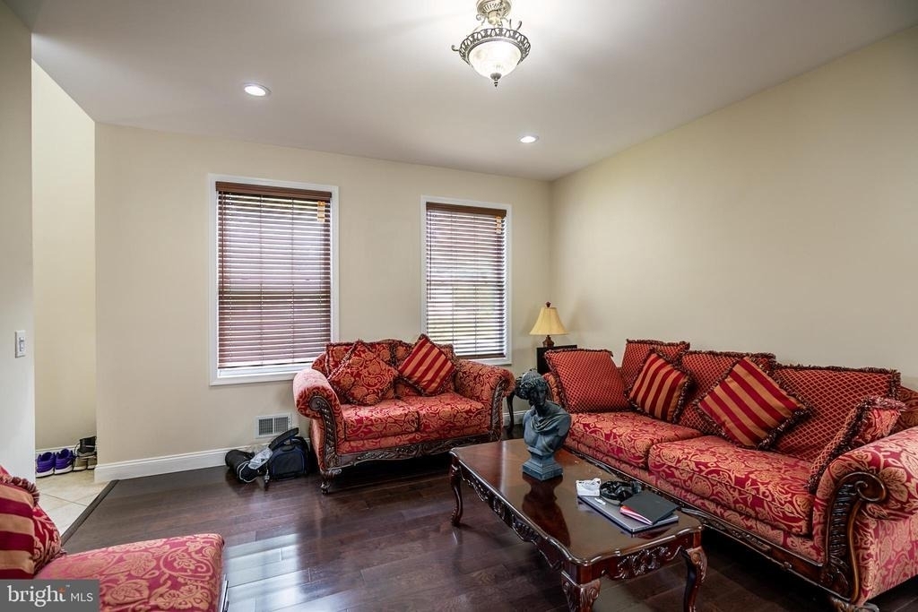 29 Vocisano Court - Photo 8