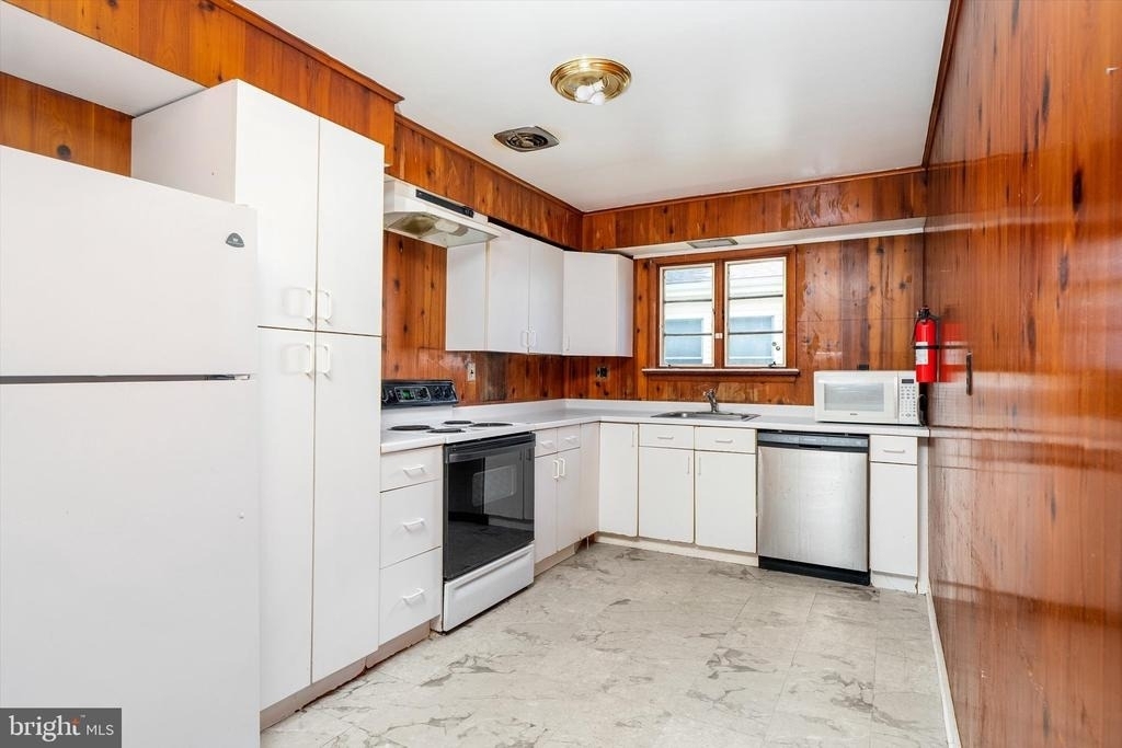 4 Pierson Place - Photo 5