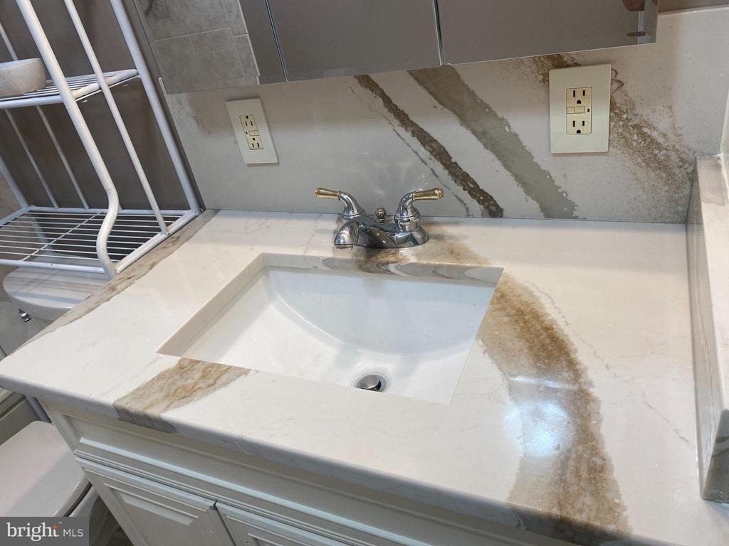 516 Summit Avenue - Photo 9