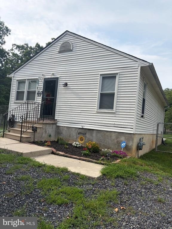 102 New Jersey Avenue - Photo 0