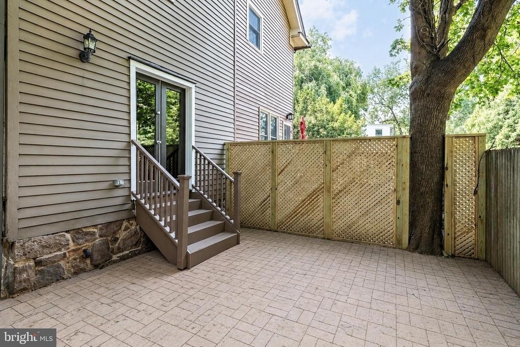 3 Lee Avenue - Photo 36