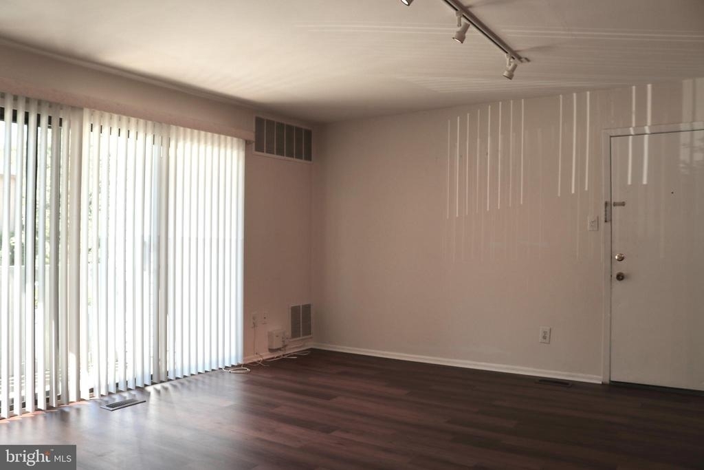 1301 Woodhollow Drive - Photo 9