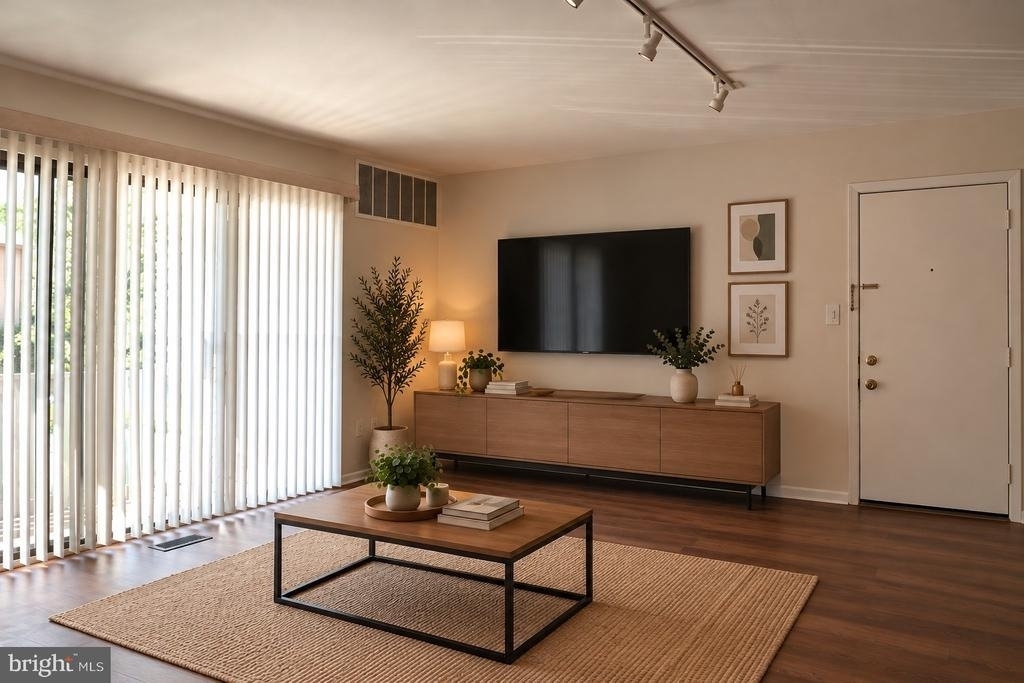1301 Woodhollow Drive - Photo 5