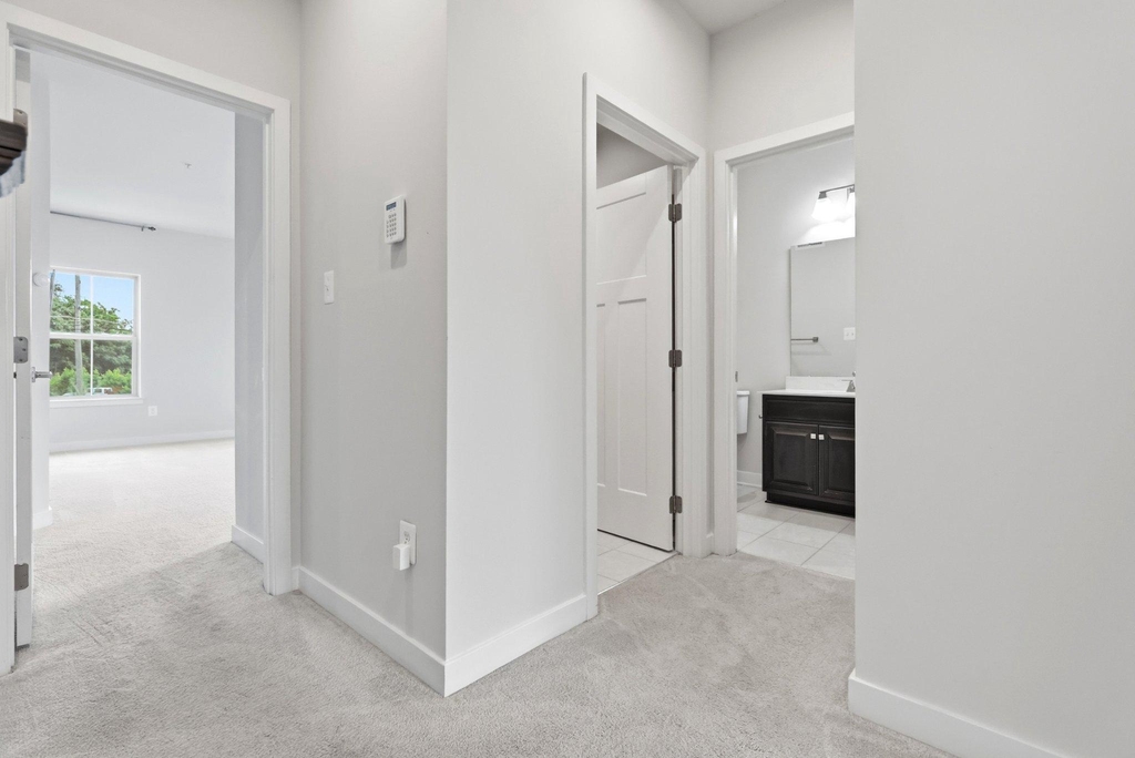 5714 Richmanor Terrace - Photo 24