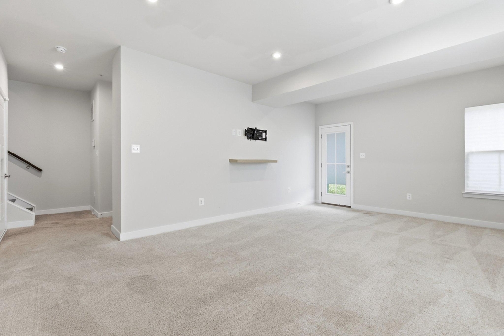 5714 Richmanor Terrace - Photo 42