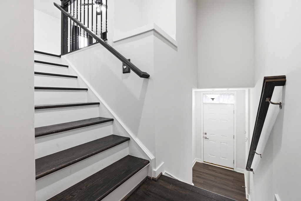 5714 Richmanor Terrace - Photo 5