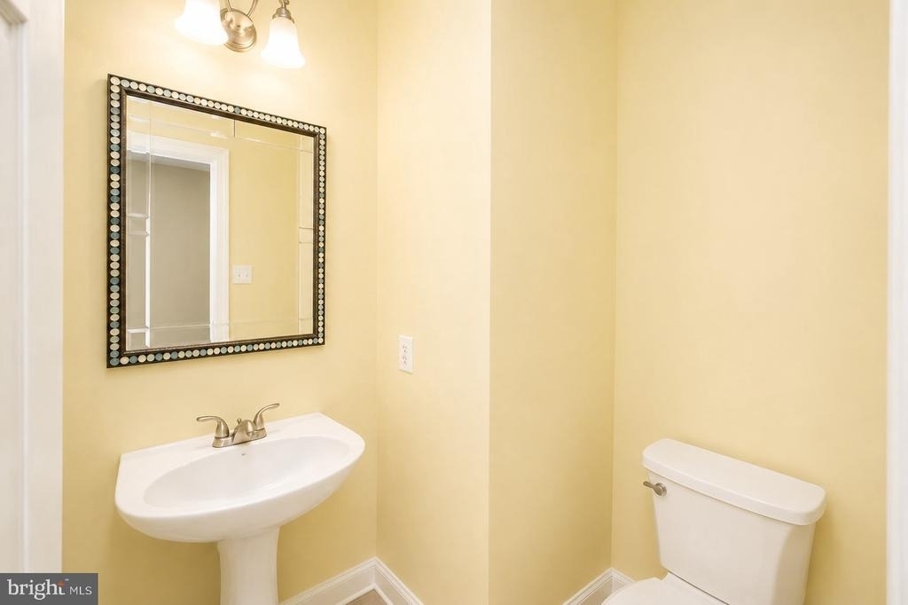 2218 Mears Lane - Photo 9