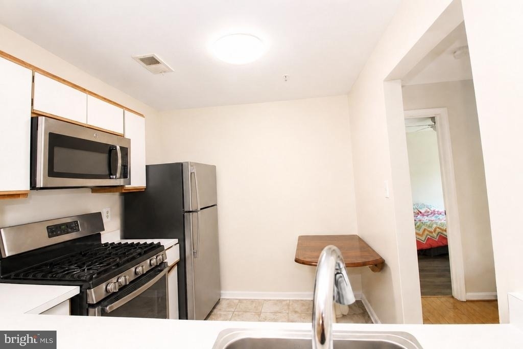 13201 Astoria Hill Court - Photo 12