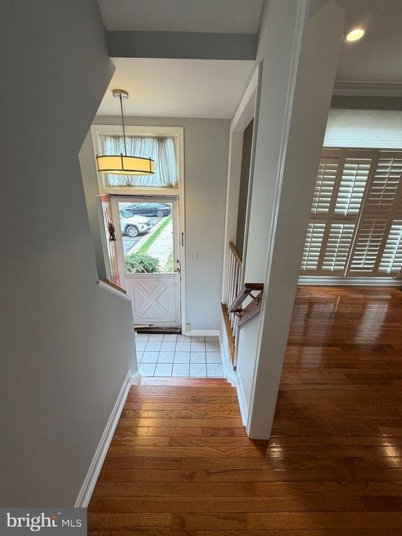 1106 Arcola Avenue - Photo 4