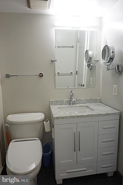 7500 Woodmont Avenue - Photo 6