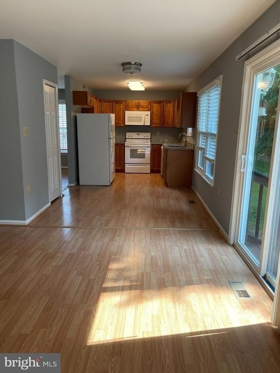 13928 Mustang Hill Lane - Photo 11