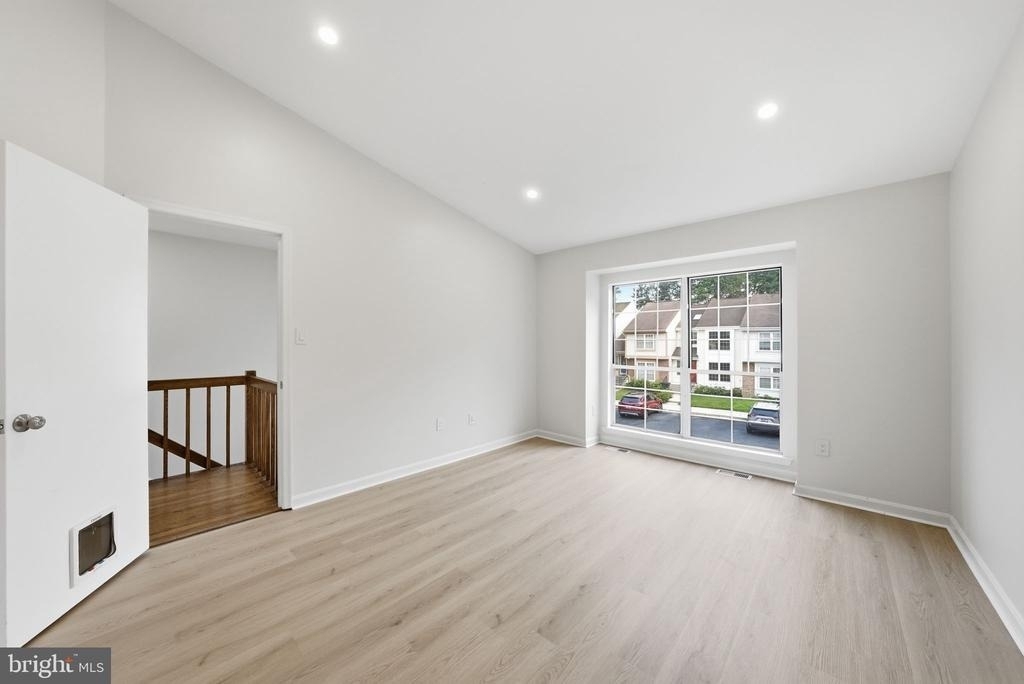 1603 Ingram Terrace - Photo 13