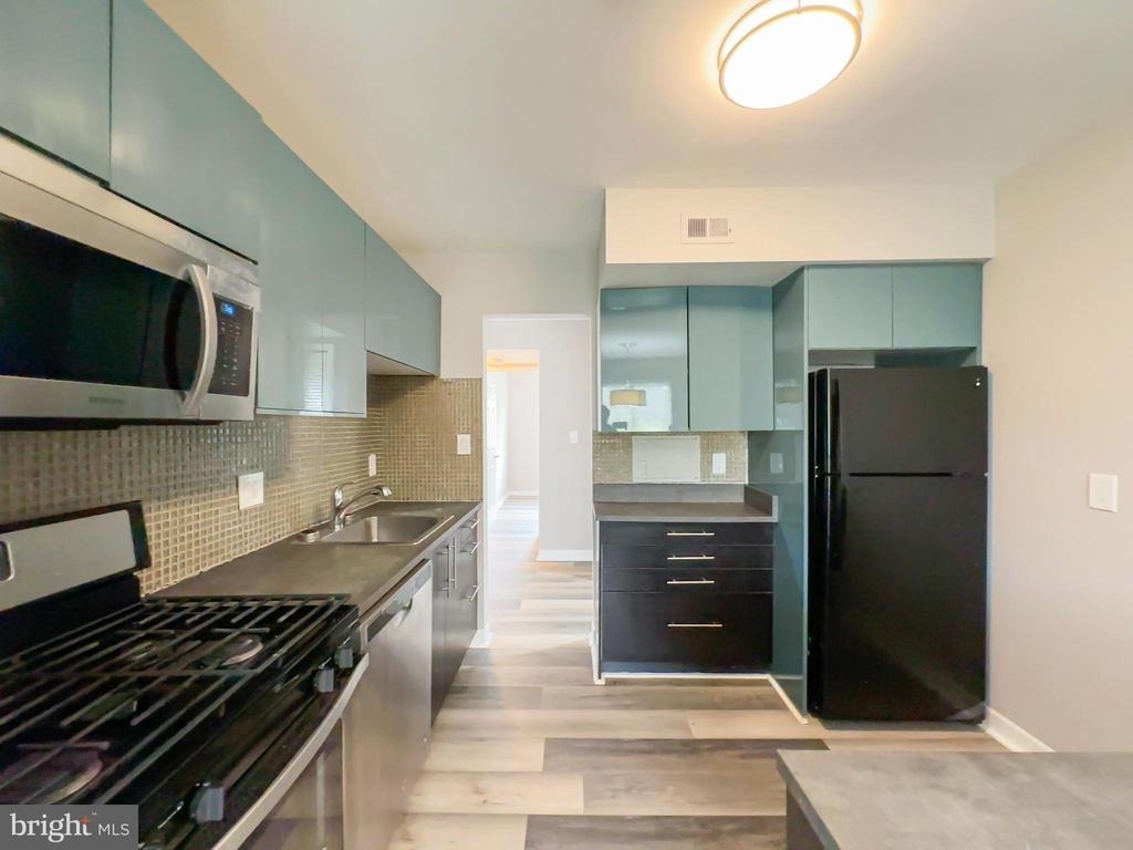 5537 Green Mountain Circle - Photo 12