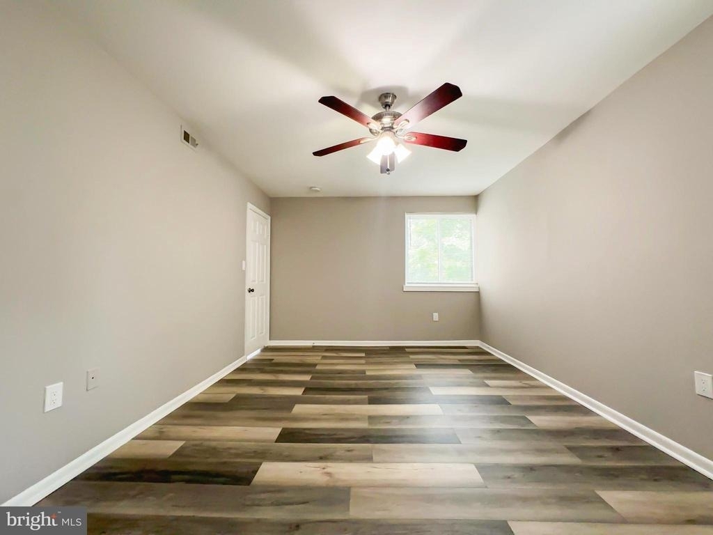 5537 Green Mountain Circle - Photo 17