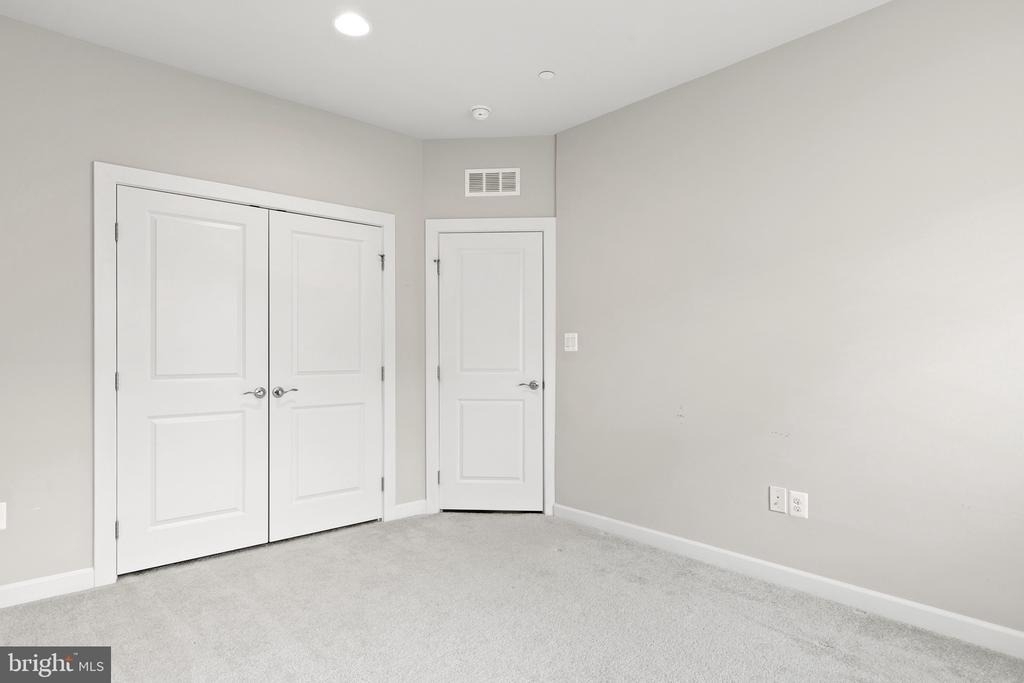 6012 Charles Crossing - Photo 18