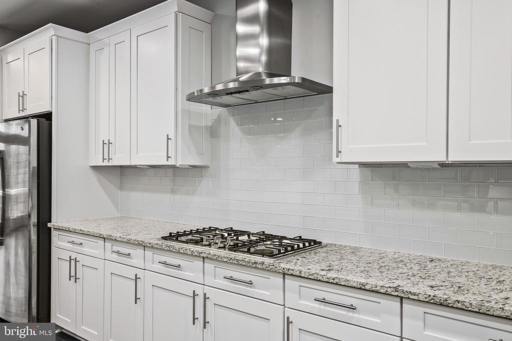 6012 Charles Crossing - Photo 6