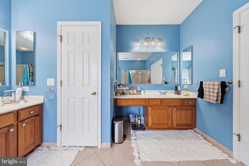 3852 Glasgow Way - Photo 23