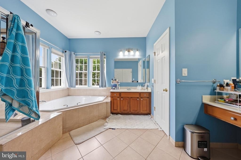 3852 Glasgow Way - Photo 22
